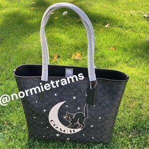 Authentic Coach City Tote In Signature Canvas With Black Cat Halloween Graphic
